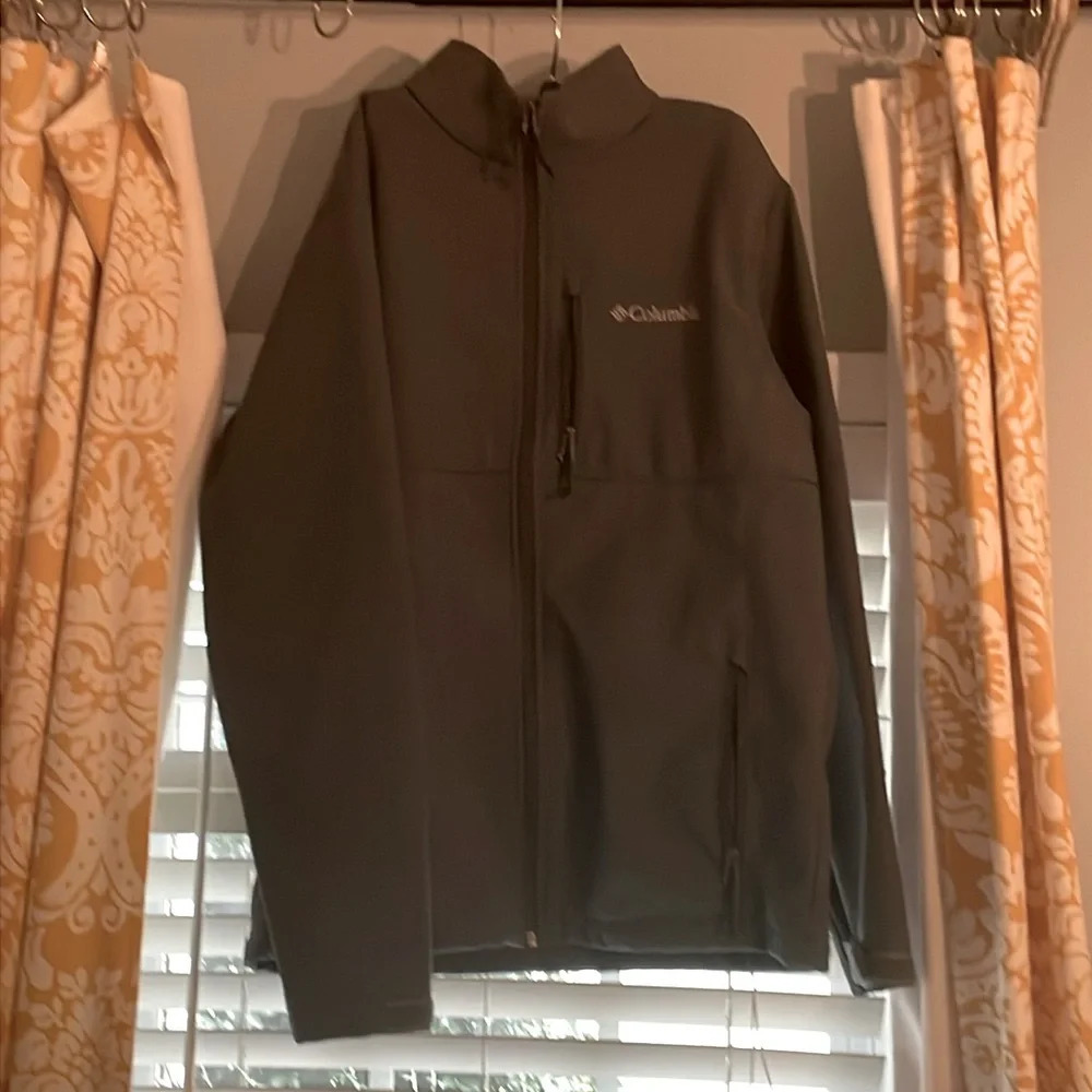 Columbia Jacket Size Medium